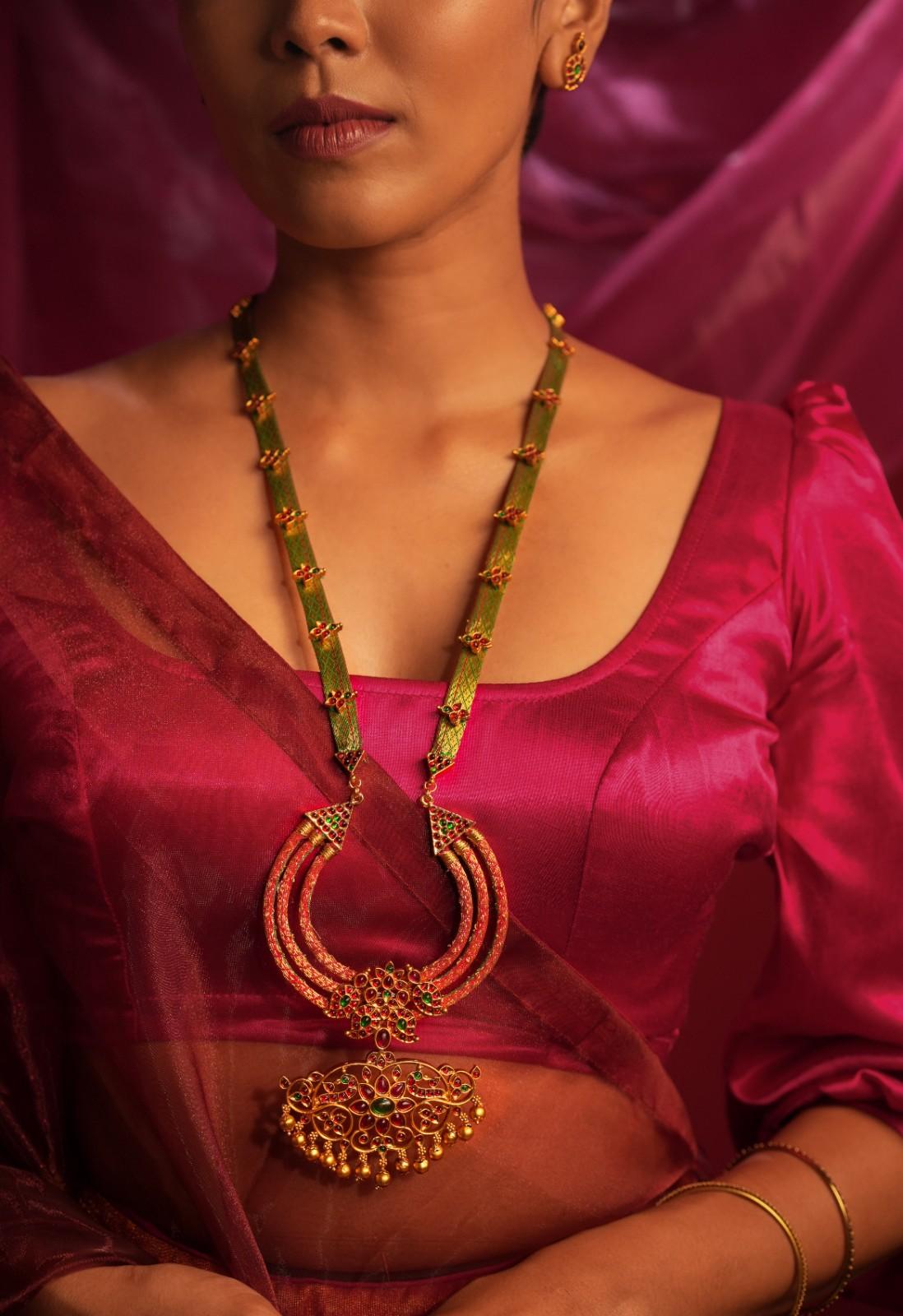Long Haar Design with Brocade and Temple Motifs Green