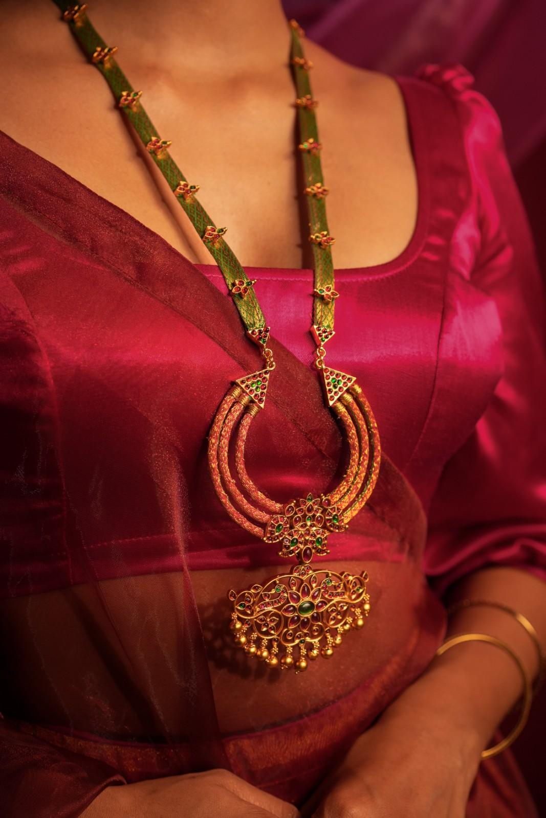 Long Haar Design with Brocade and Temple Motifs Green