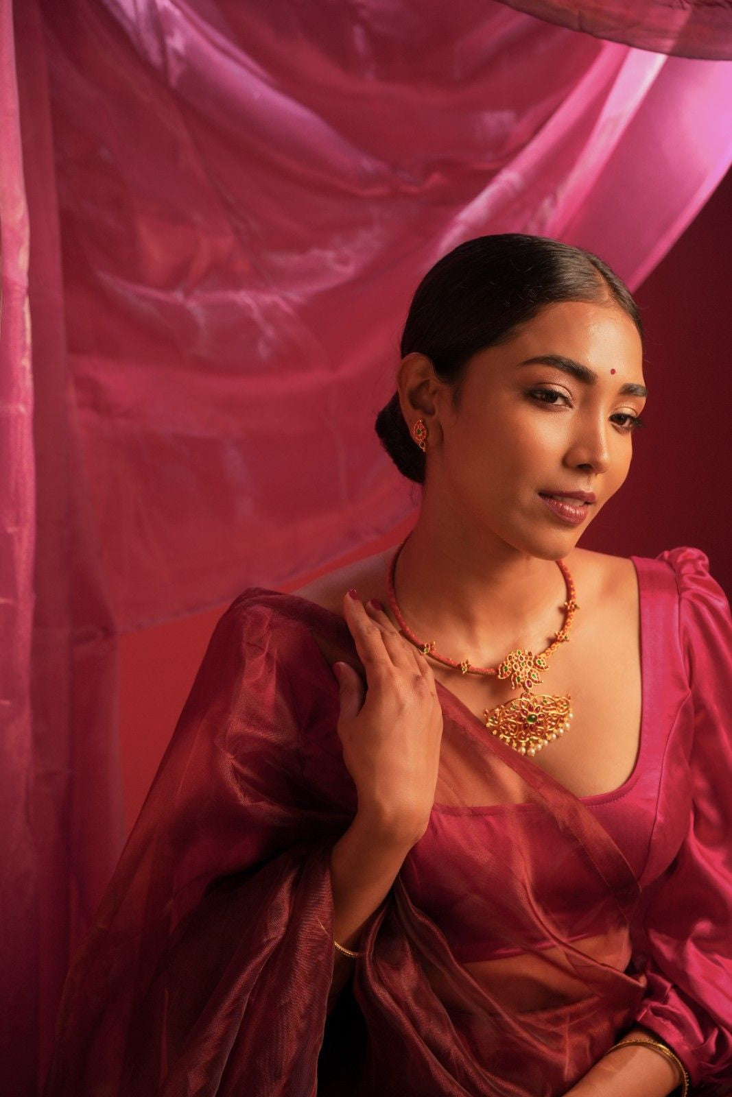 Temple Hasli Jewellery Pink