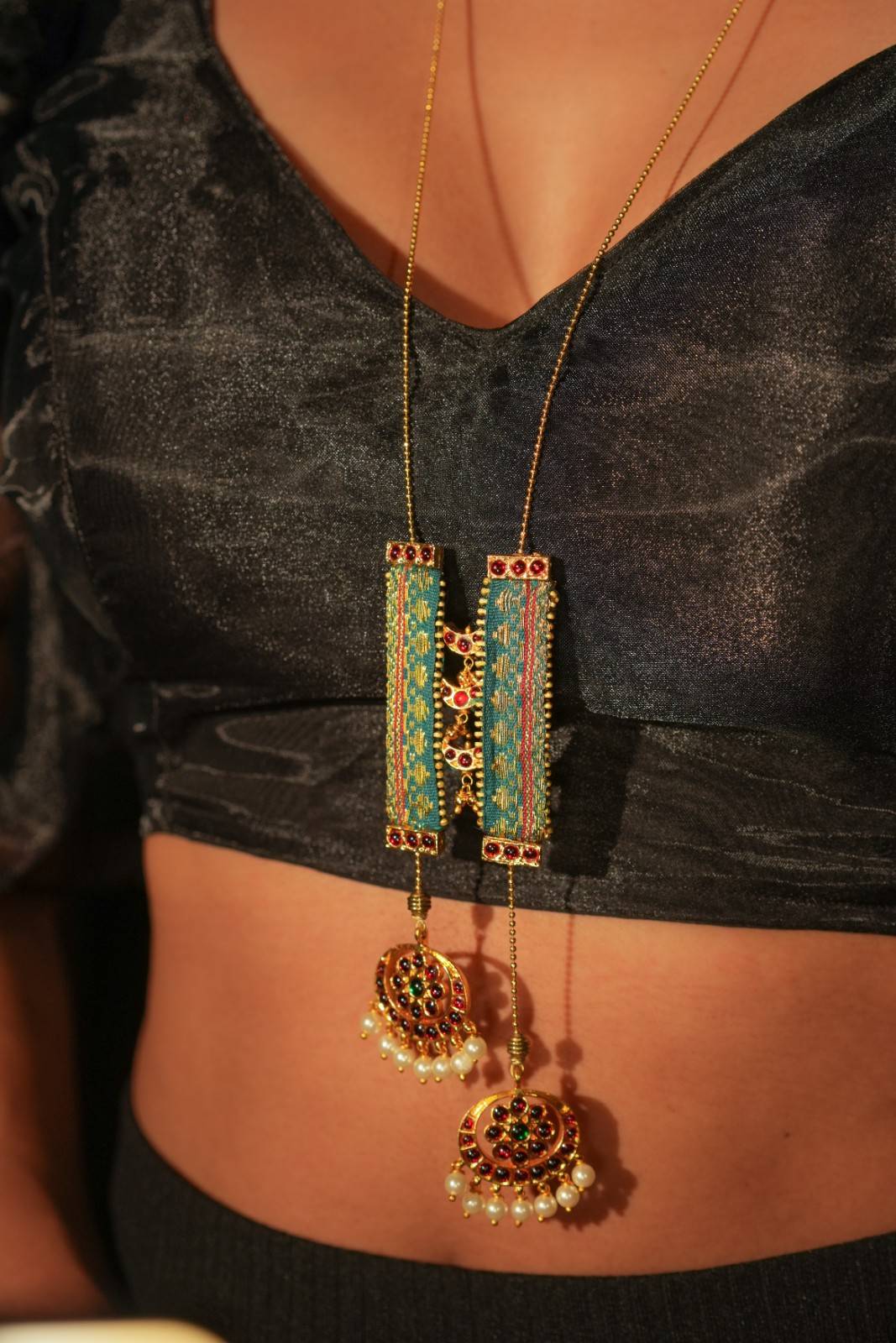 Contemporary Temple Necklace Dark Green