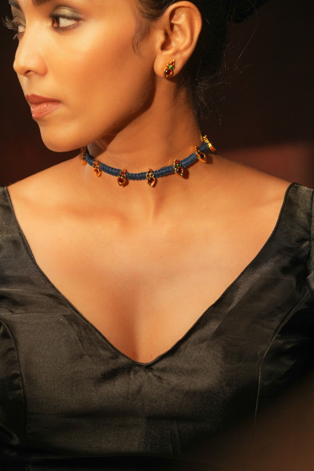 Temple Blue Choker with Manga Motif