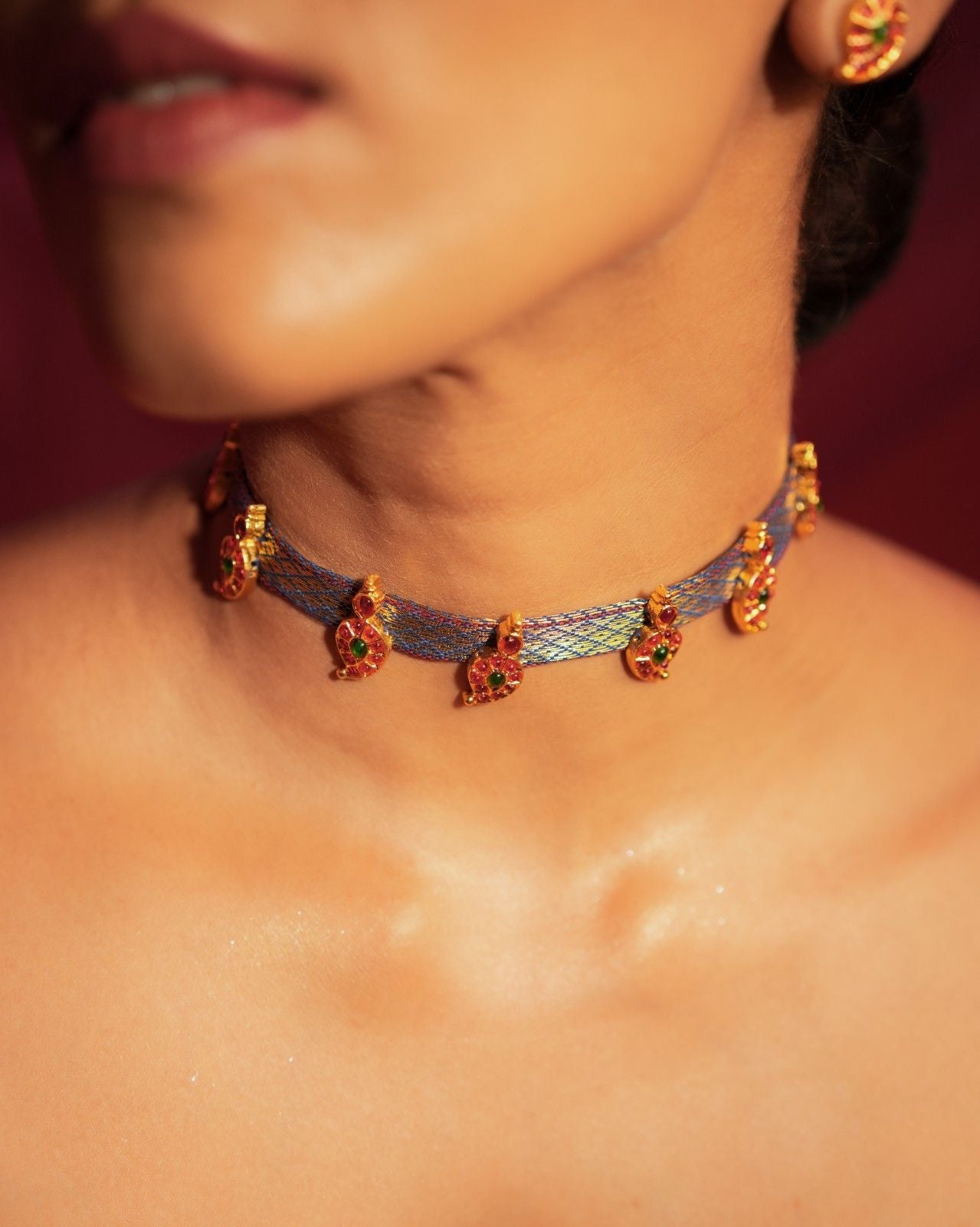 Temple Choker with Brocade-Blue