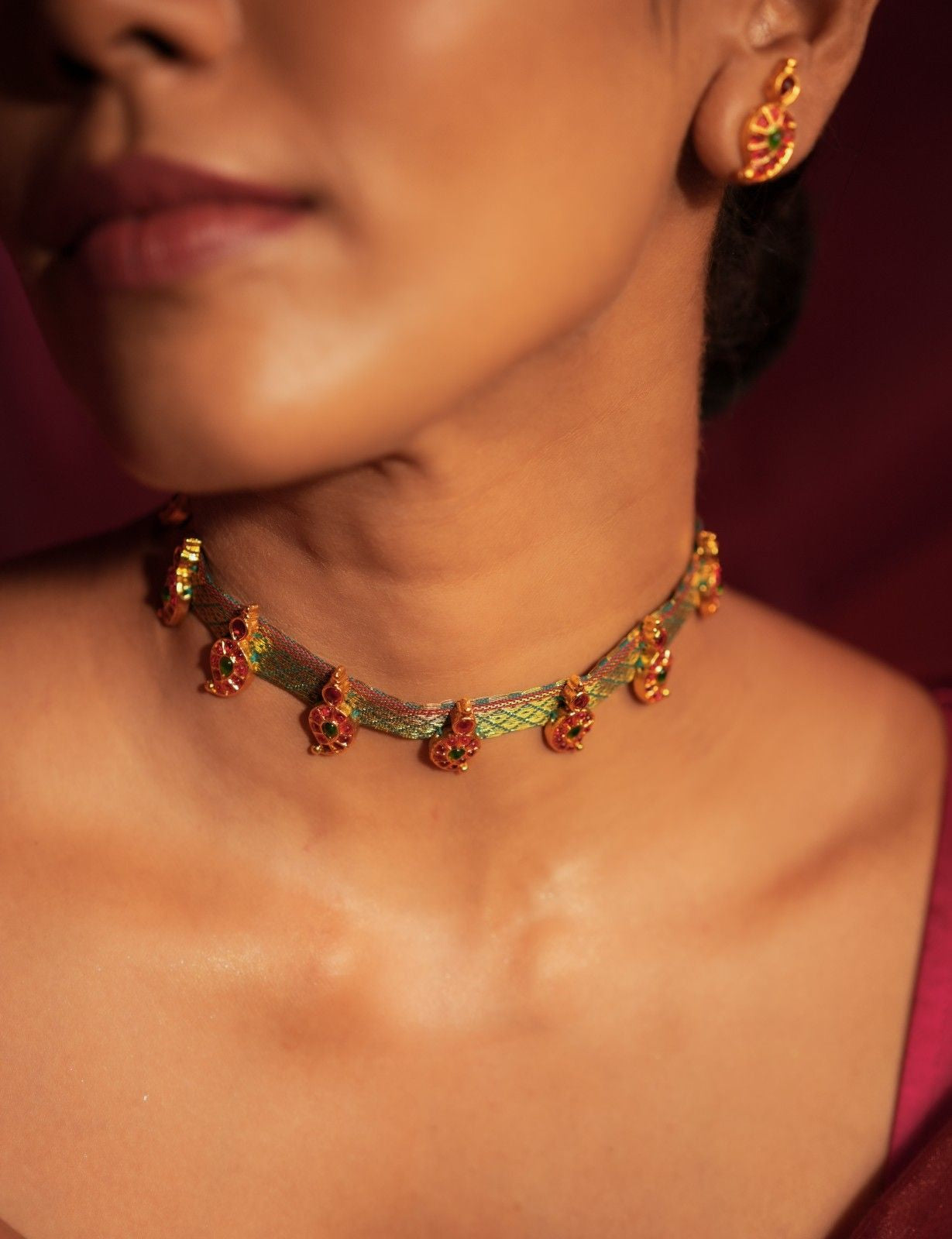 Temple Choker with Brocade - Green